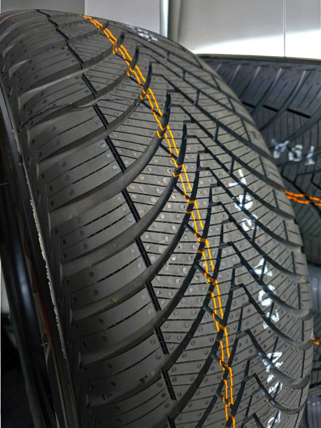 Kumho Solus HA32 195/55R15