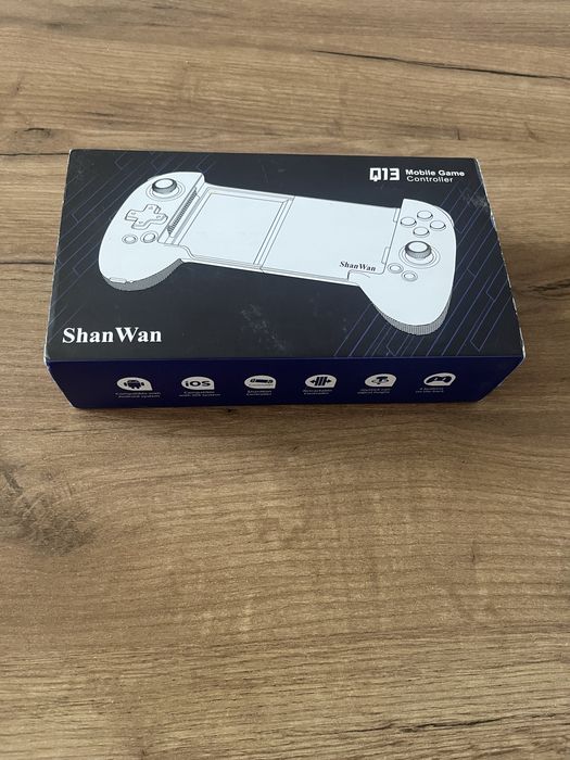 Контролер за мобилни игри