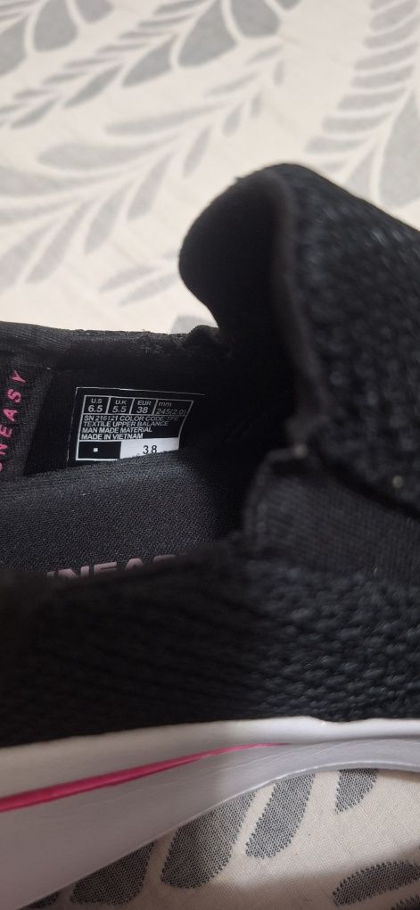 Skechers ayollar uchun 38razmer balshimer