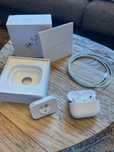 AirPods gen 2 pro
