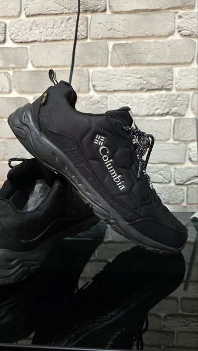 Оригинальные кроссы Columbia
