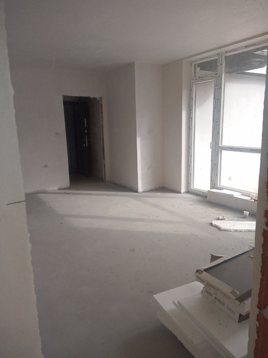 Четиристаен апартамент в Карпузица с АКТ 14!