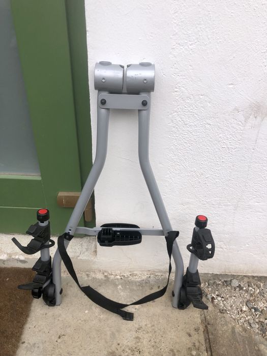 Suport bicicletă pe cârlig