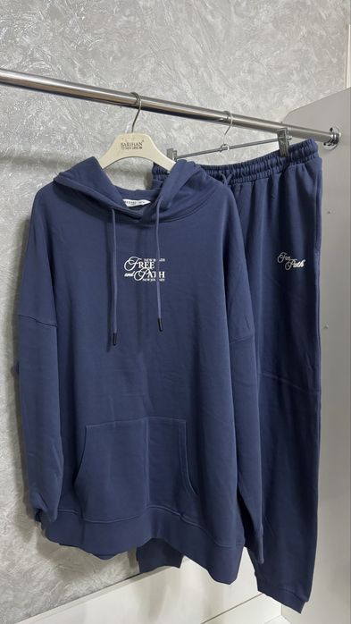 Комплект худи и штанов, сизый цвет — стильный и удобный