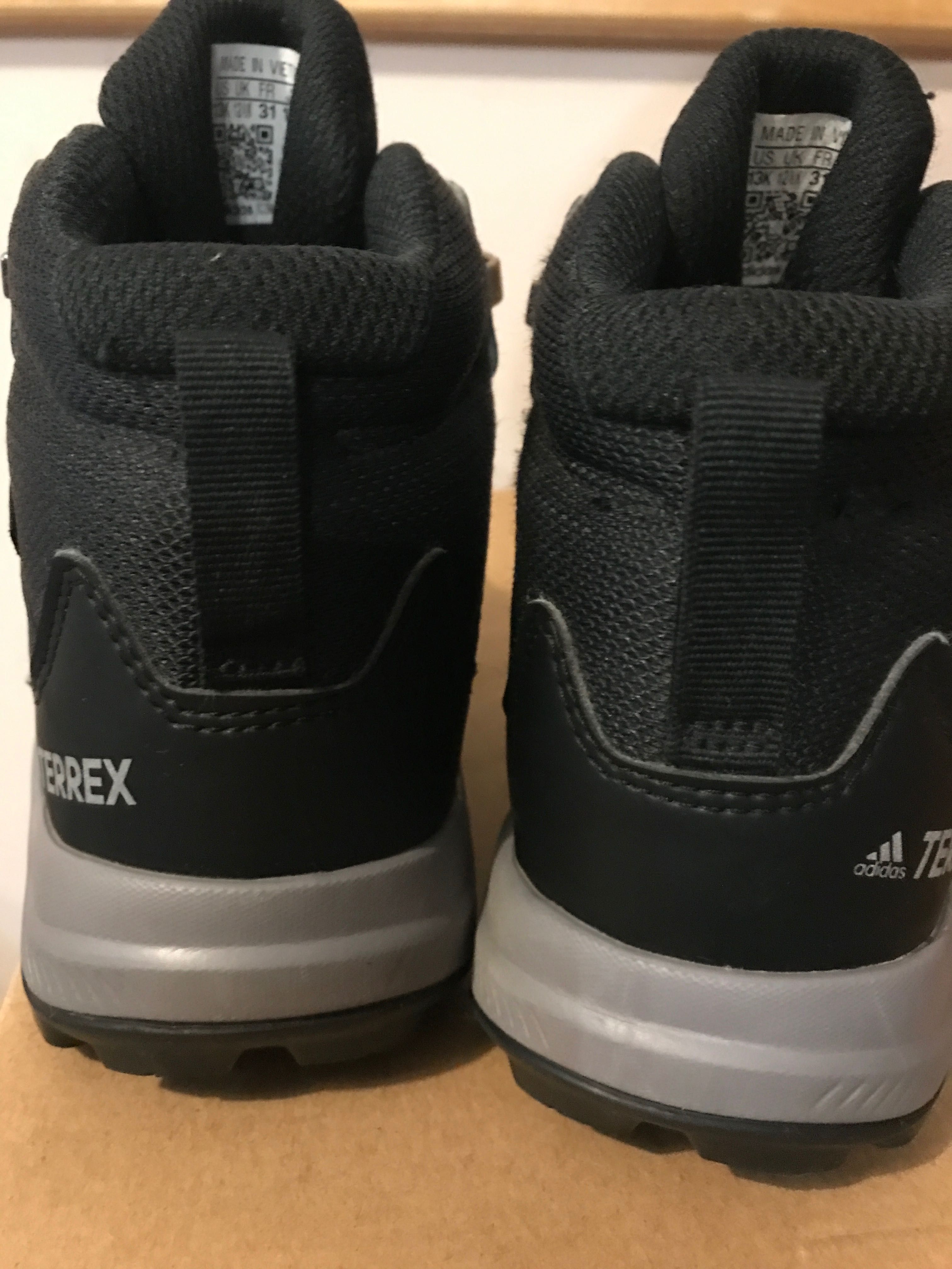 детски зимни Adidas N31 gore-tex и Clarks gore tex N29