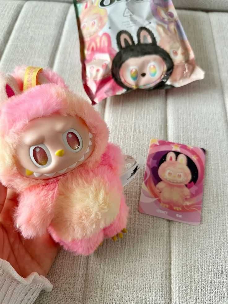 Labubu original rose pink оригинално лабубу розово