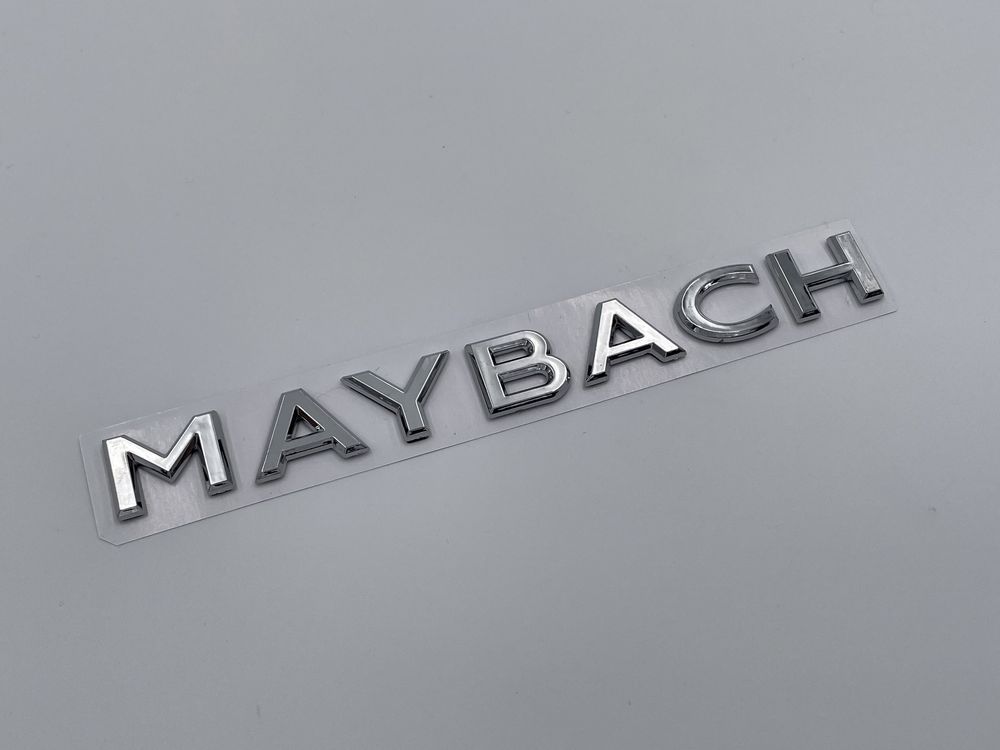 Emblema Maybach spate