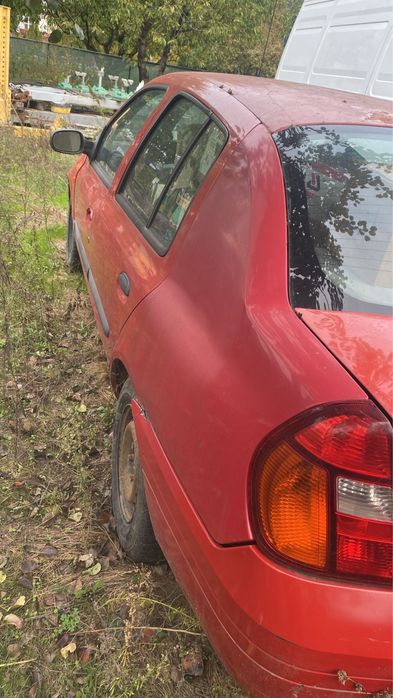 Reno clio 2 sedan