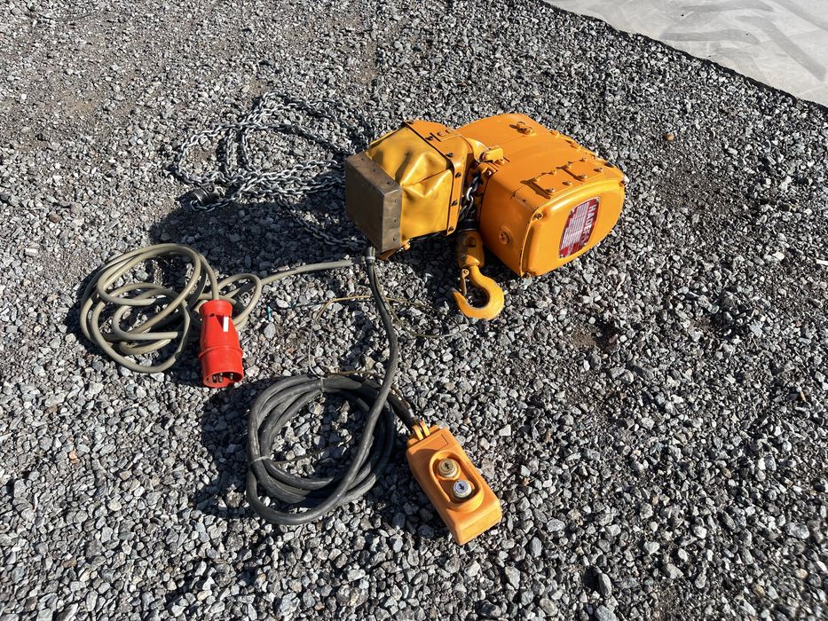 Macara industriala/troliu atelier Hadef 125 kg