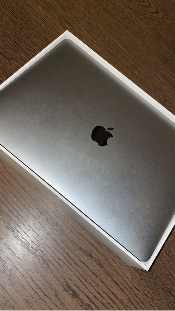 MacBook 13, 2020