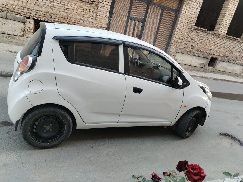 spark sotiladi 1 pozitsa