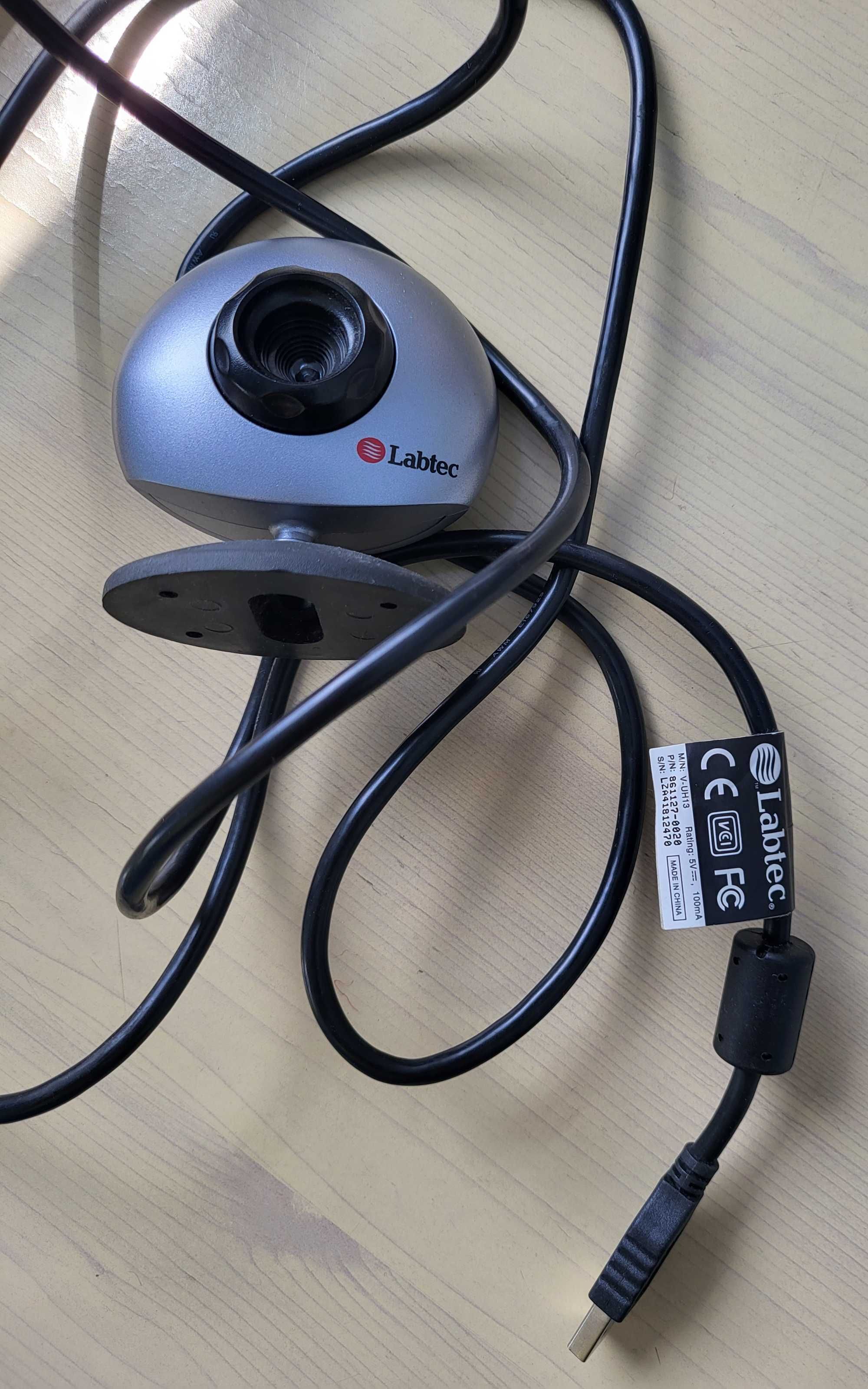 Продавам уеб  web  камера за компютър Labtec