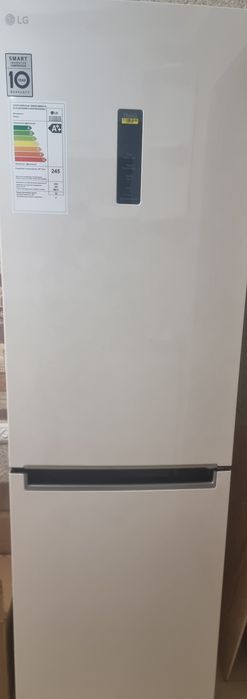 Продам новый холодильник