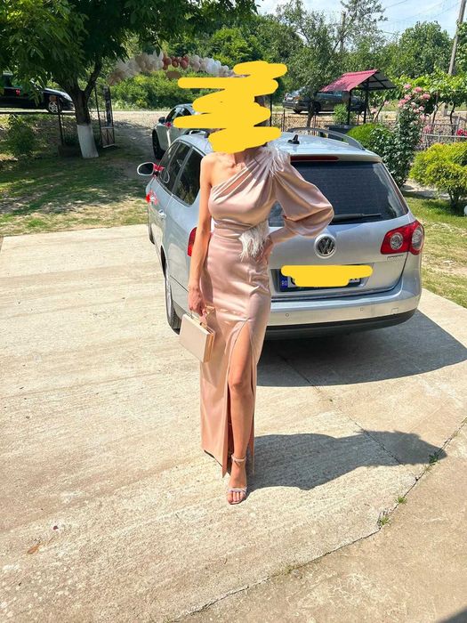 Vând rochie de ocazie