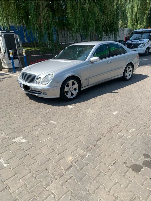 Mercedes E 270 cdi manual 6+1