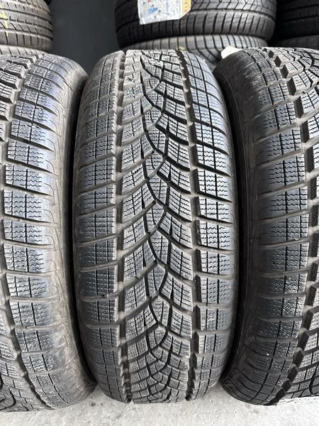 215/65/17 GOODYEAR 4бр