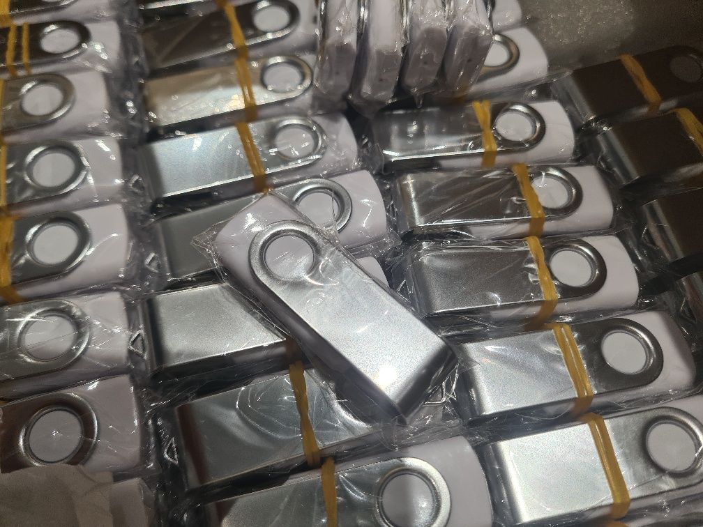 USB 8,16,32,64GB/ флашки 8ГБ,16ГБ,32ГБ,64ГБ - на едро