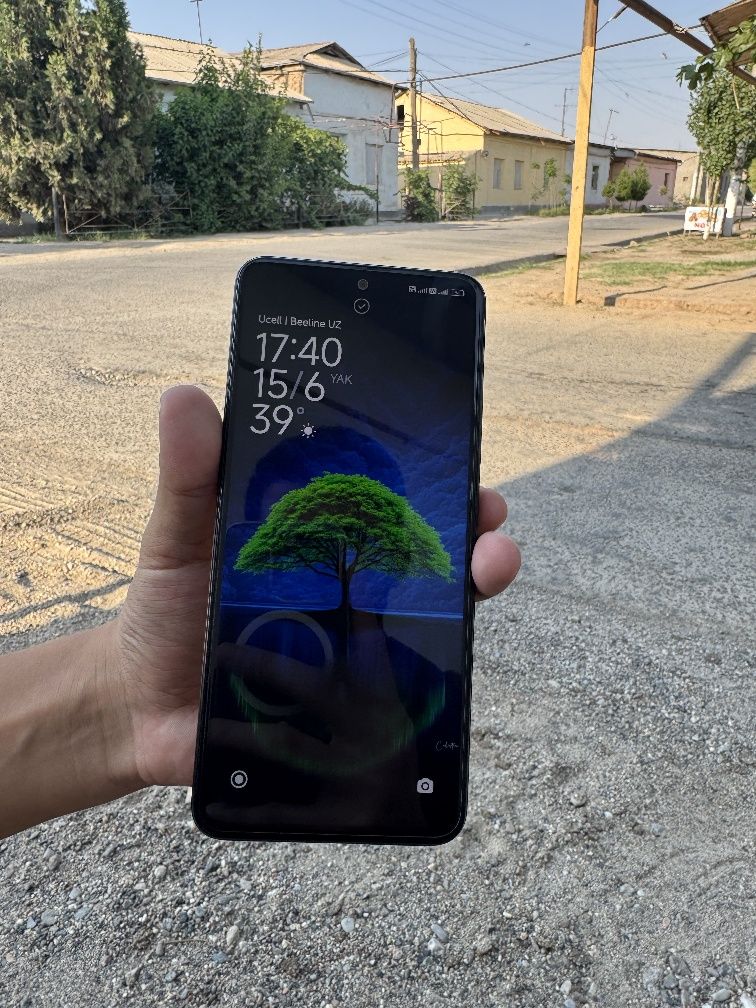 Telefon sotiladi redmi Note 12 aybi yug garantiyasi bilan