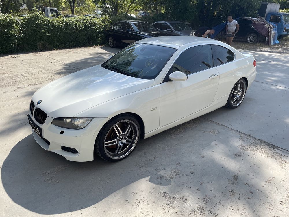 БМВ Е92, 330д, 245кс НА ЧАСТИ (BMW E92, 330d na chasti)