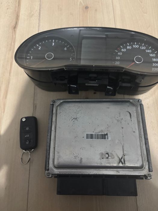 Компютър за двигател VW polo