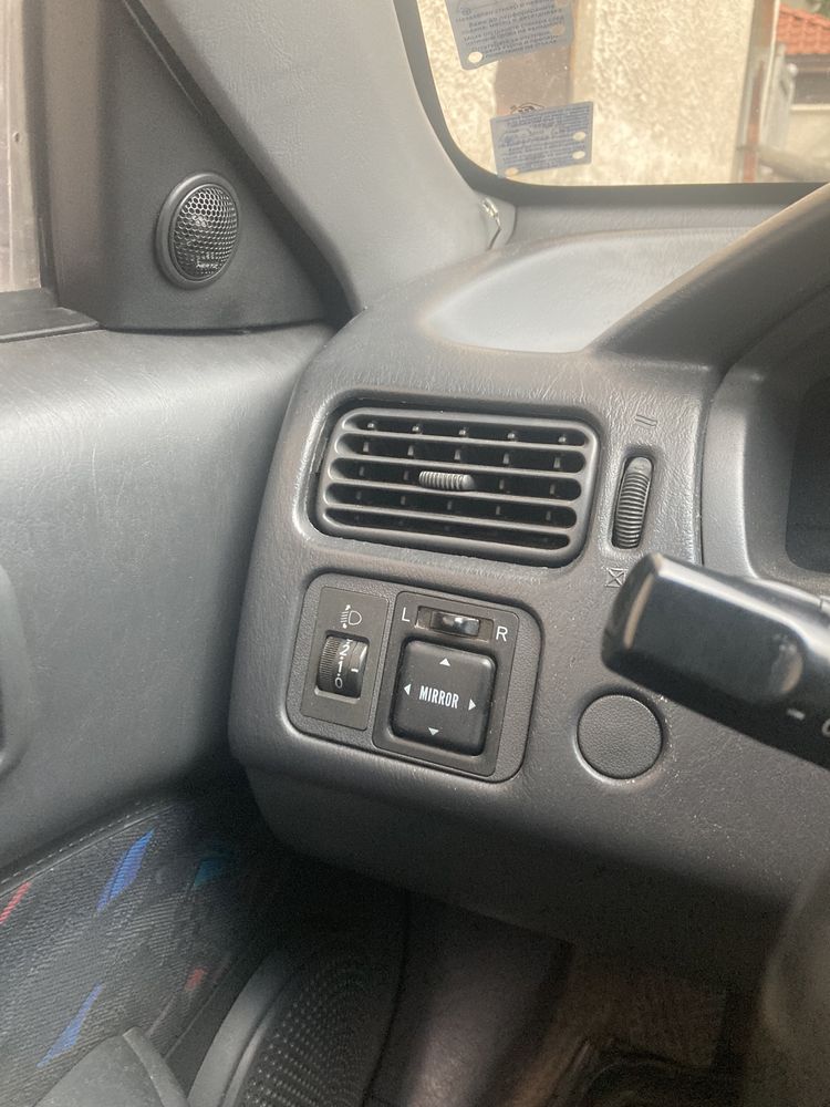 Toyota Paseo на части