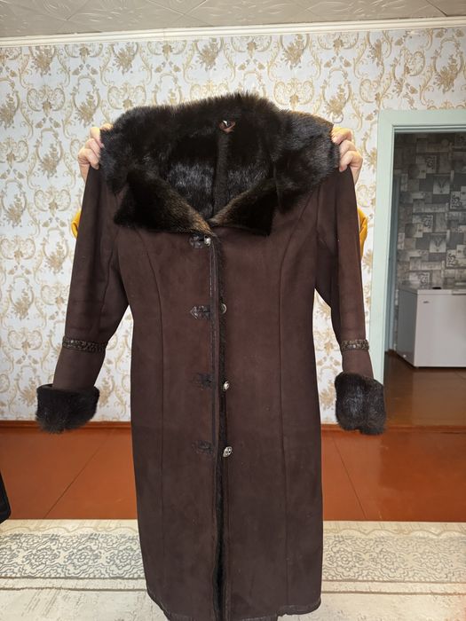 Продам дубленку. Состояние хорошее, одевалось редко. Уступлю.