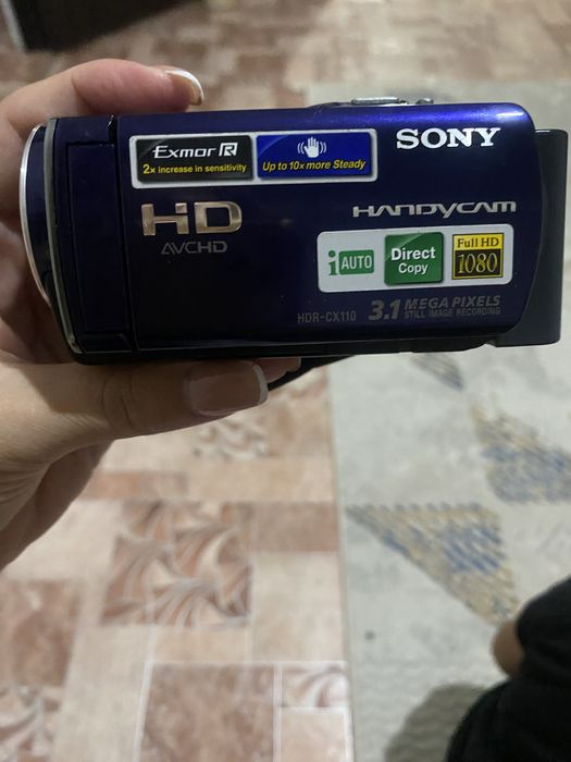 Продам камеру Sony HDR-CX110