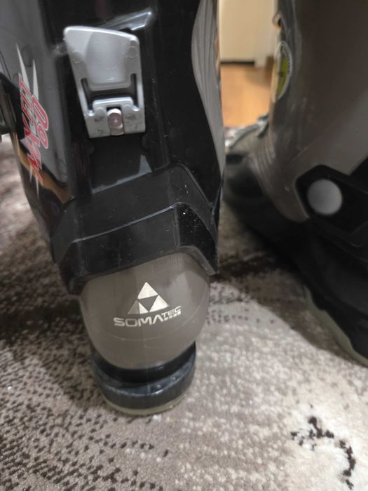 Продавам мъжки ски обувки - FISCHER