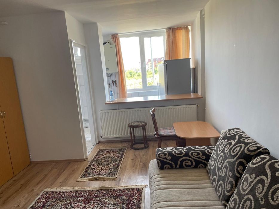 Garsoniera  de închiriat pe Brancusi