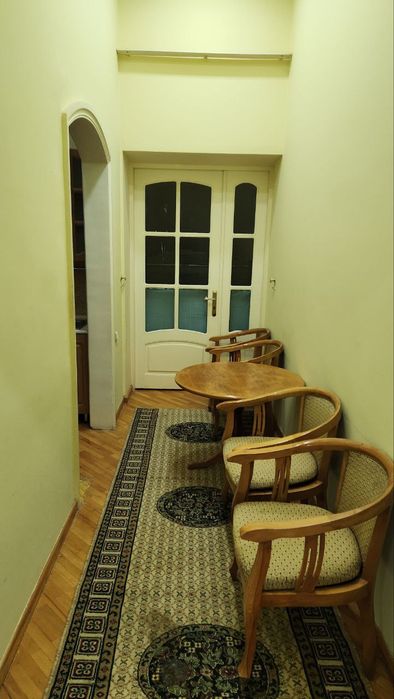 Участка Яккасарой ракат махалла 4 хона  жихозлари билан 1 этаж 1500&