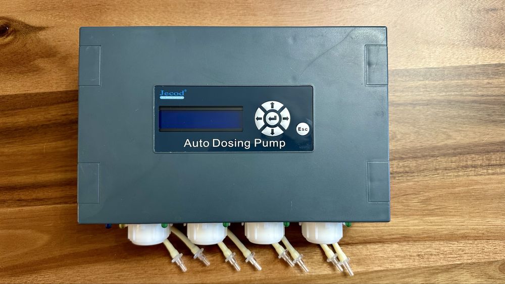 JEBAO-JECOD DP-4 дозираща помпа за аквариум
