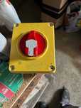 intrerupator manual gewis