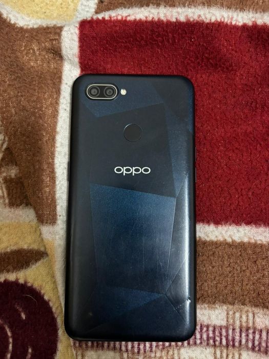 Redmi A5 + Oppo A12
