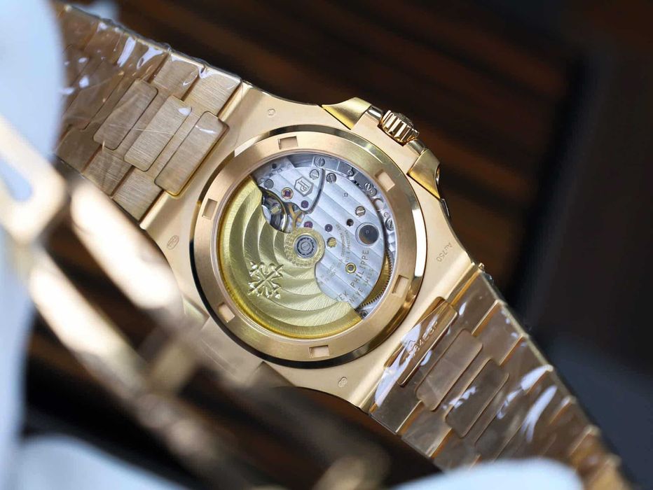 patek philippe nautilus розово злато v2