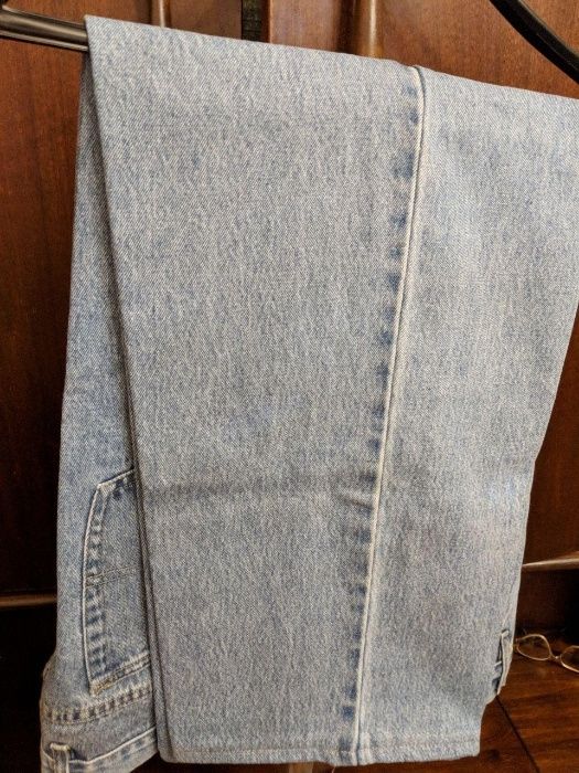 продаю фирменные джинсы большого размера-Кельвин Кляйн-оригинал