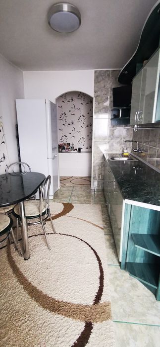 Vând apartament Micro 1