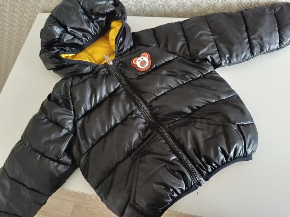 Продам куртку на годик