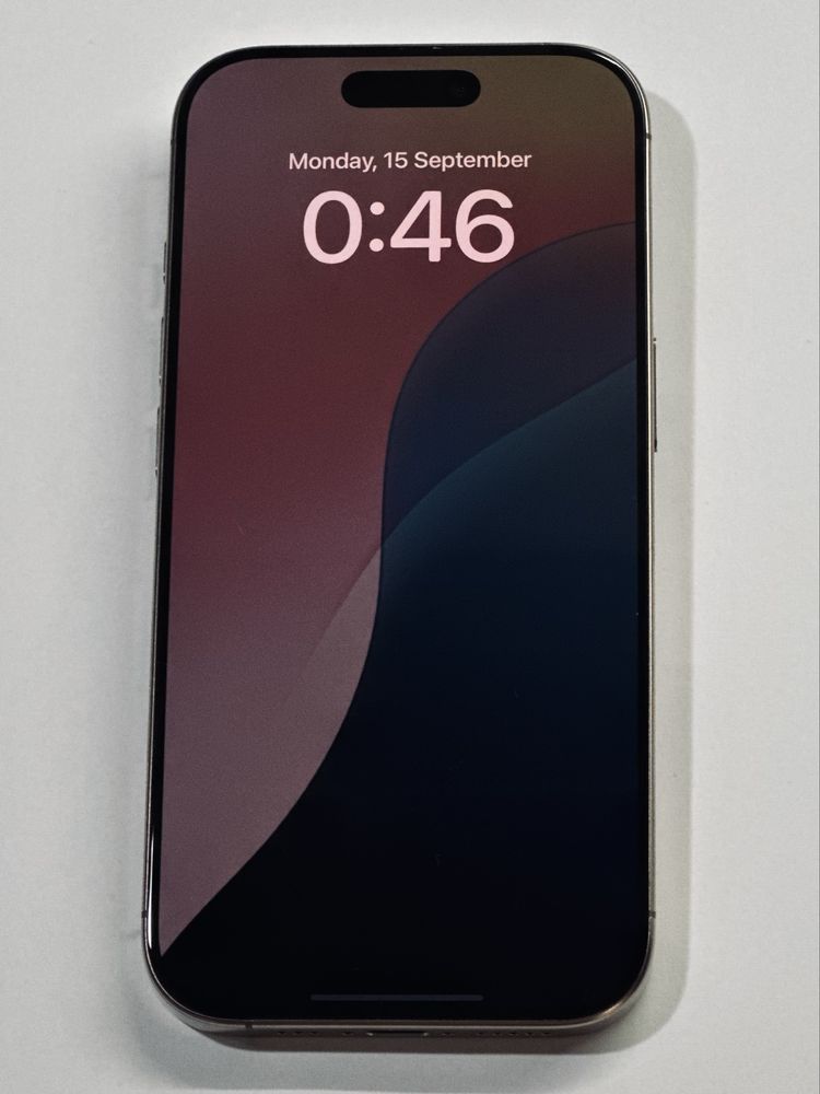 iPhone 16 Pro Desert Titanium 100% battery