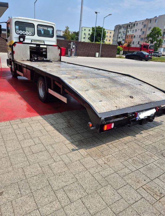 Nissan 3,5 tone,cat.B  Platformă transport auto