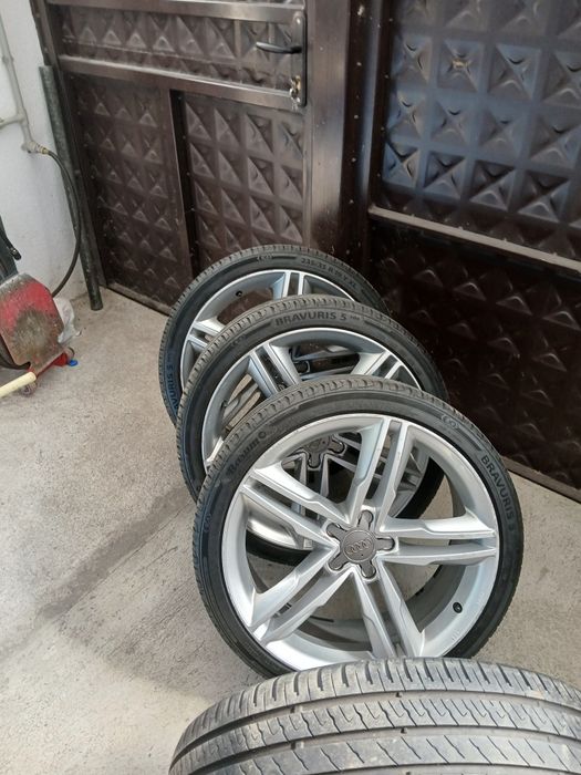 Джанти с гуми за audi 19ки