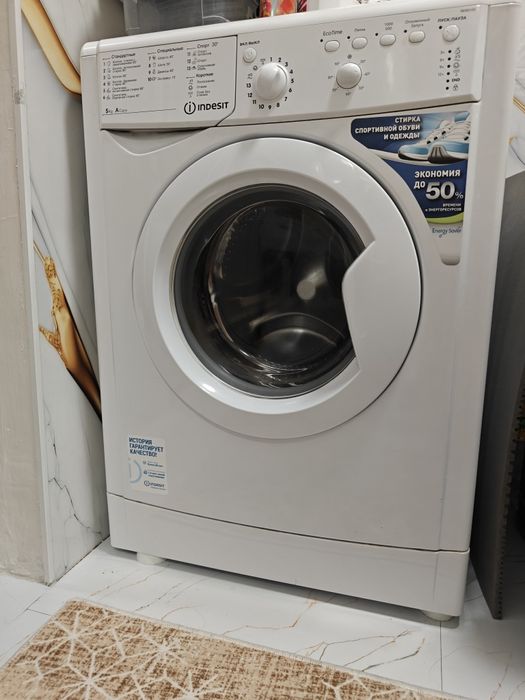 Стиральная машина Indesit