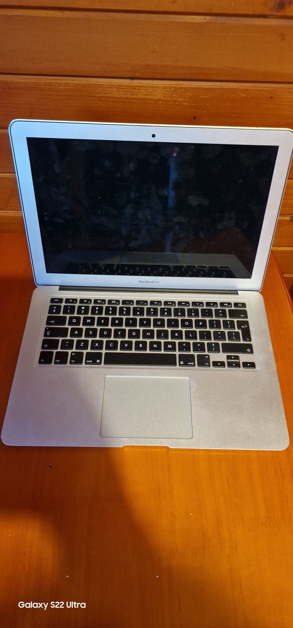 MacBook     A1466