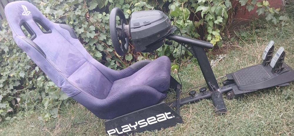 Vand PLAYSEAT complet  !