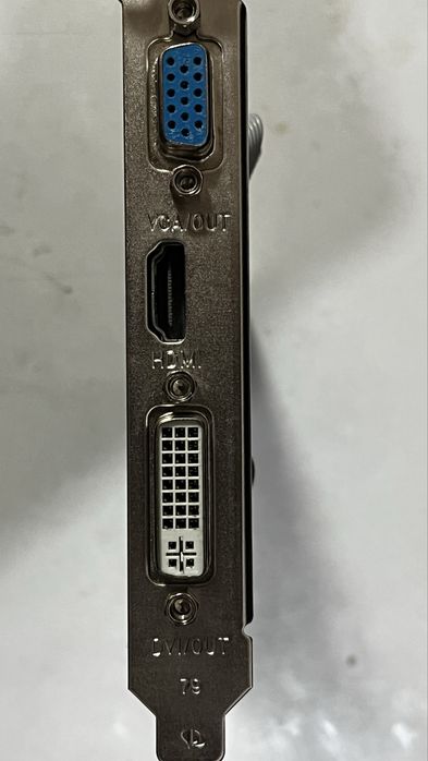 Продам видеокарту Palit GeForce GT 730 1 GB DDR3 128bit + драйвера