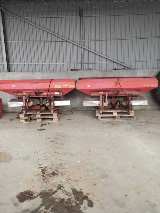 Masina de fertilizat Vogel Noot D903