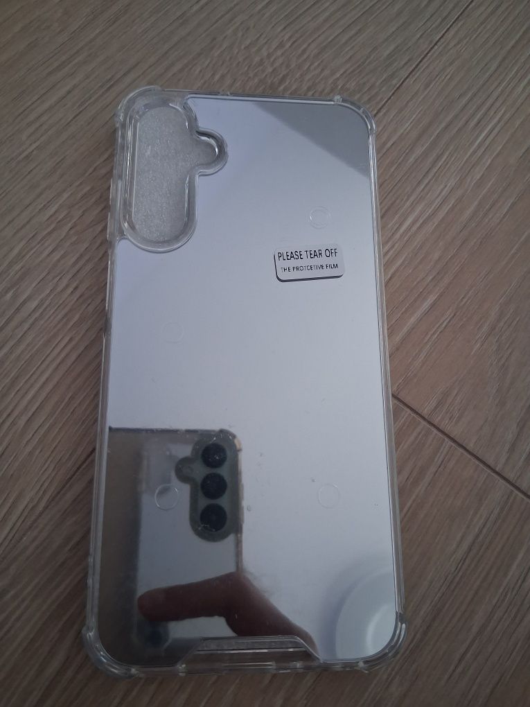 Калъф с огледало за Samsung Galaxy A15 и 3 протектора .