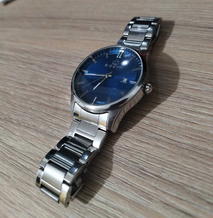 Ръчен мъжки часовник