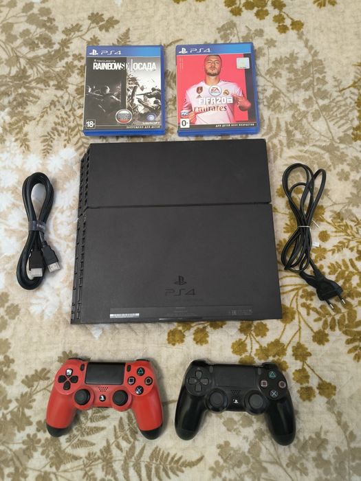 Sony PlayStation 4