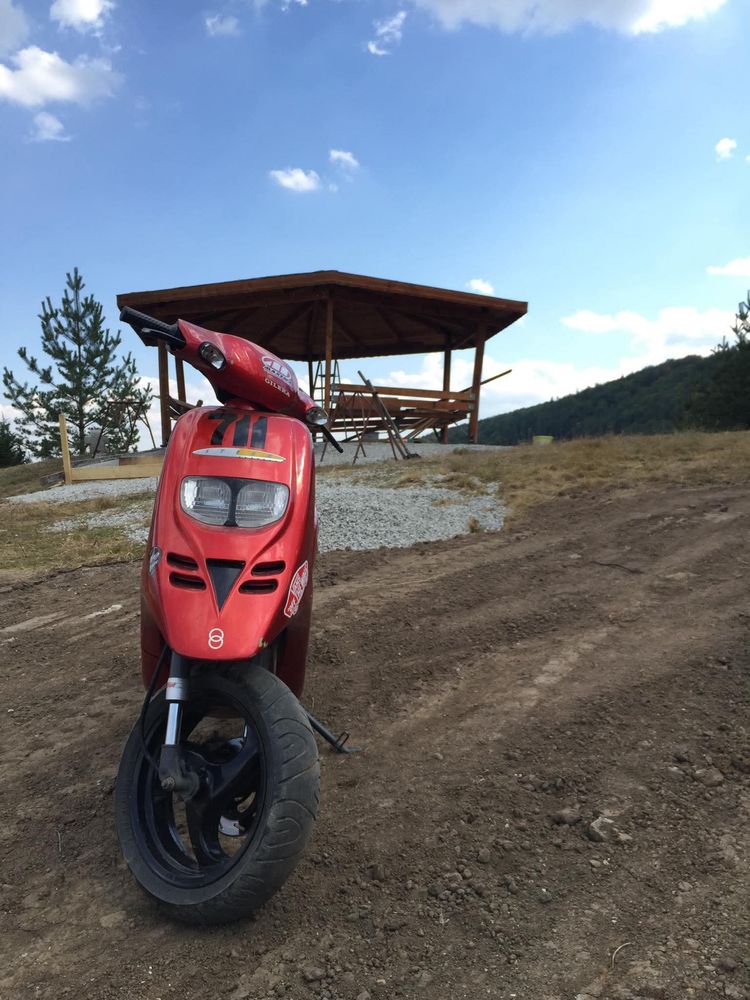 Скутер Gilera Storm*стартер*