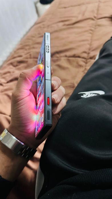 Red magic 8 pro 24 ram 256